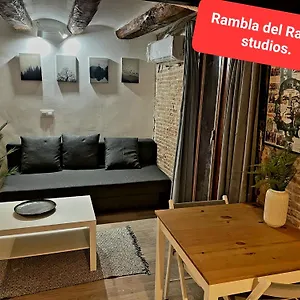 futura-casa-lola.catalonia-hotels.com/